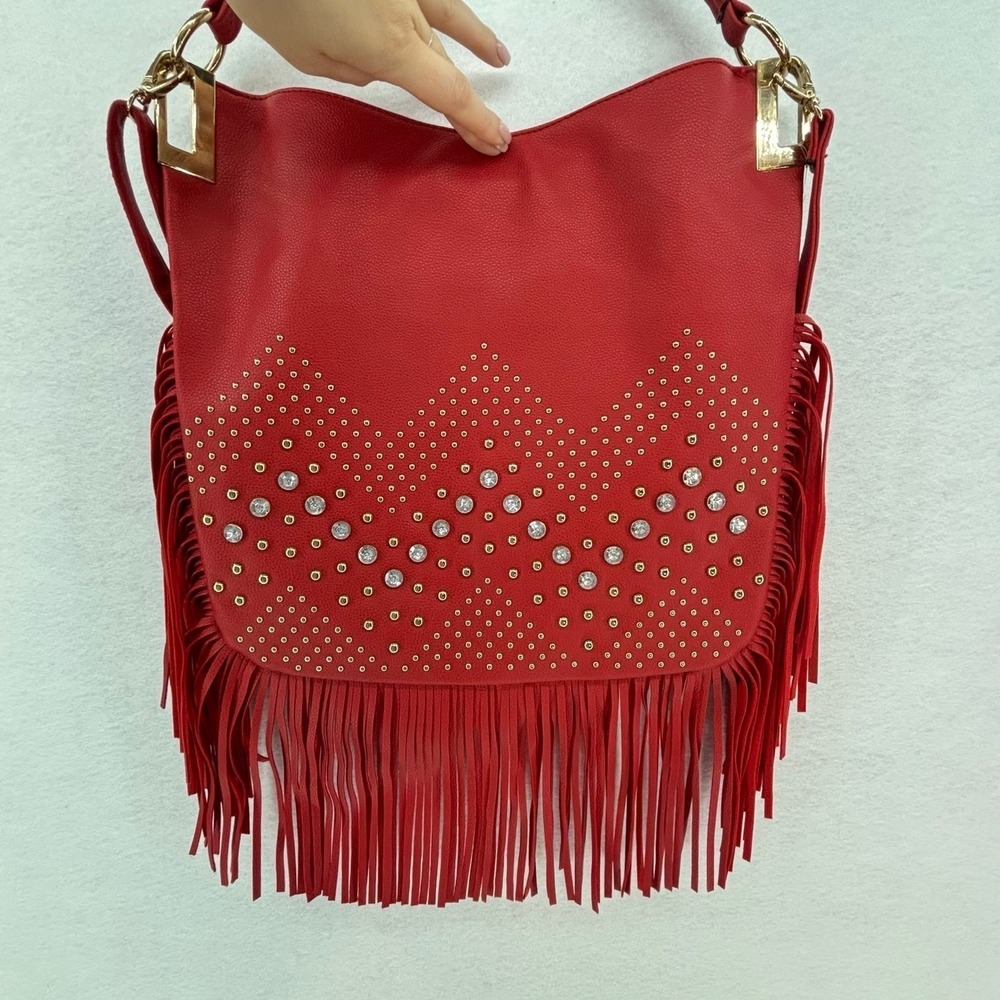 LaTique Red Studded Fringe Hobo Bag Vegan Leather Boho Western Festival Cowgirl - Picture 4 of 13